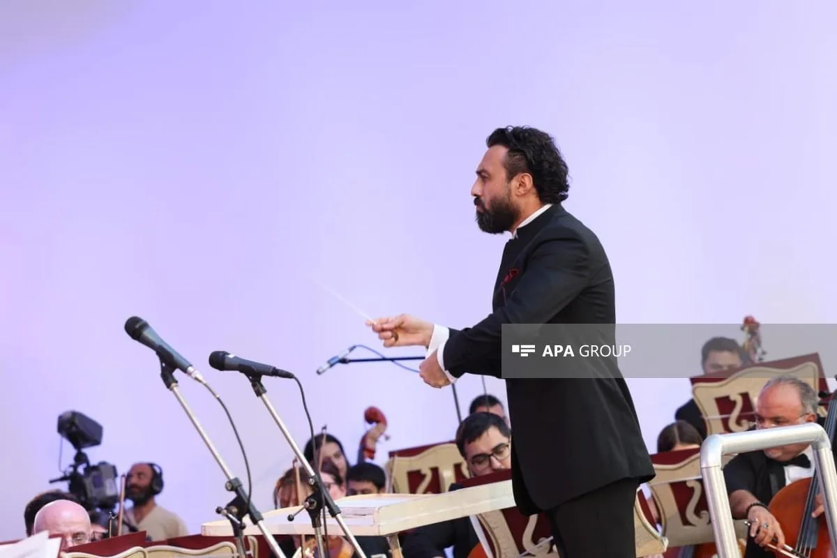 Üzeyir Hacıbəyli XVIII Beynəlxalq Musiqi Festivalının açılışından - Fotolar