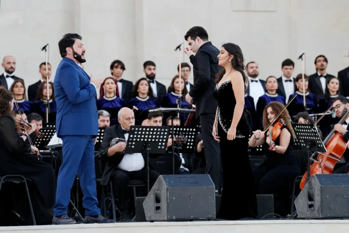 Açıq havada opera tamaşaları və konsertlərin yeni ünvanı