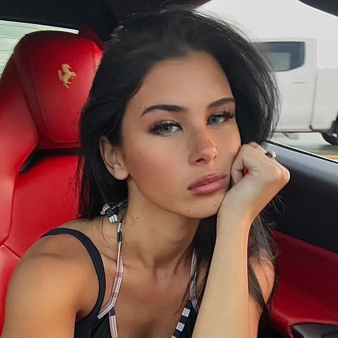 20 yaşlı bloger təcavüzdə ittiham olunur