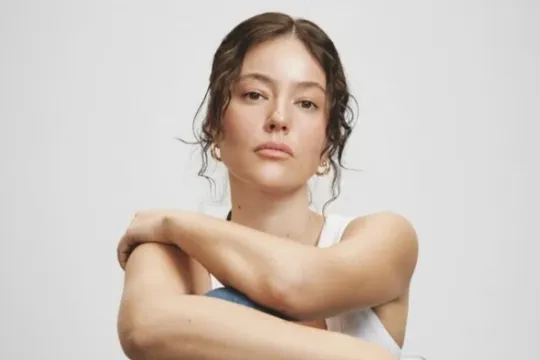 Pelin Akil bu layihə ilə qayıdır