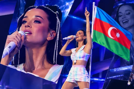 Keti Perri səhnəsinə Azərbaycan bayrağı çıxartdı