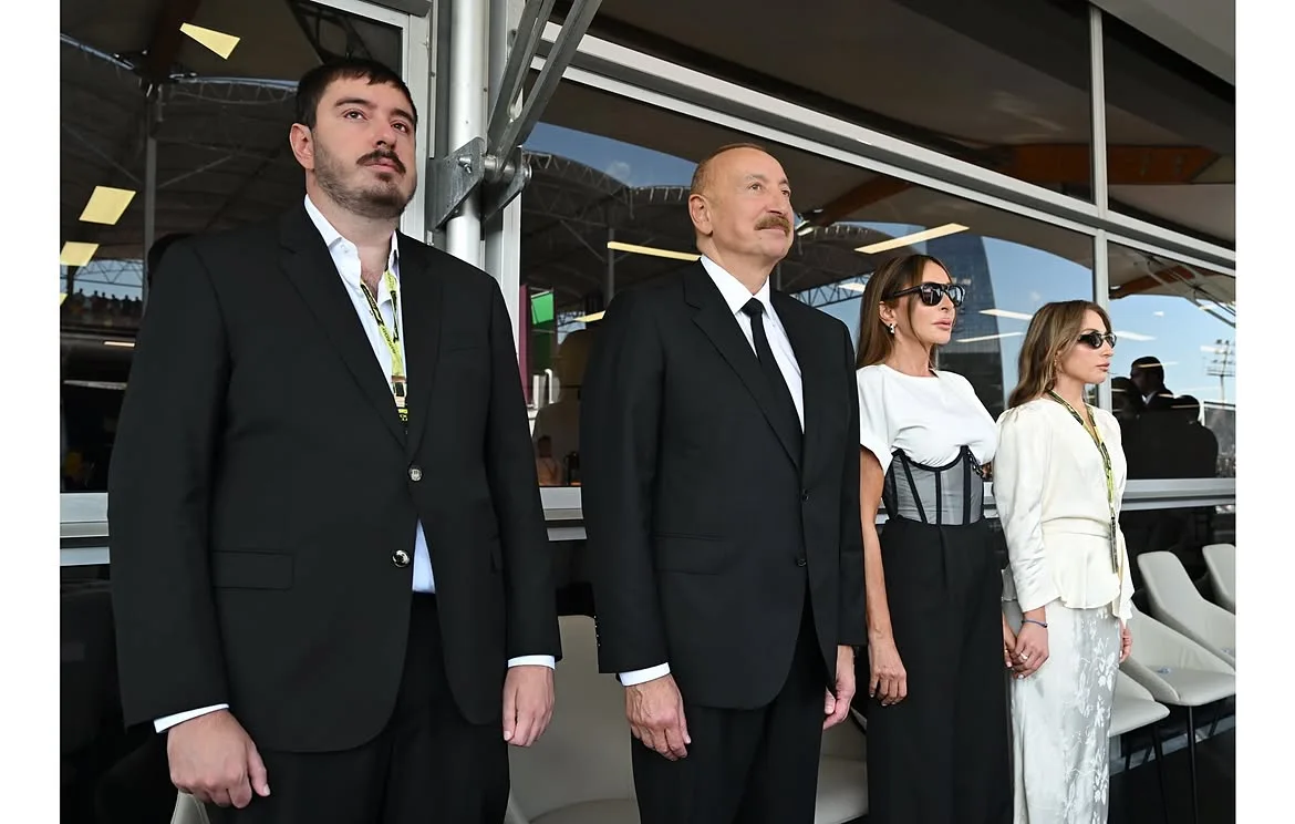 Prezidentlə ailəsi Formula 1-də!