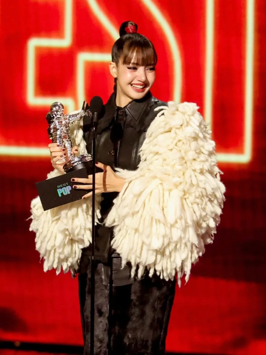 “MTV VMA”da kimlər mükafat aldı?