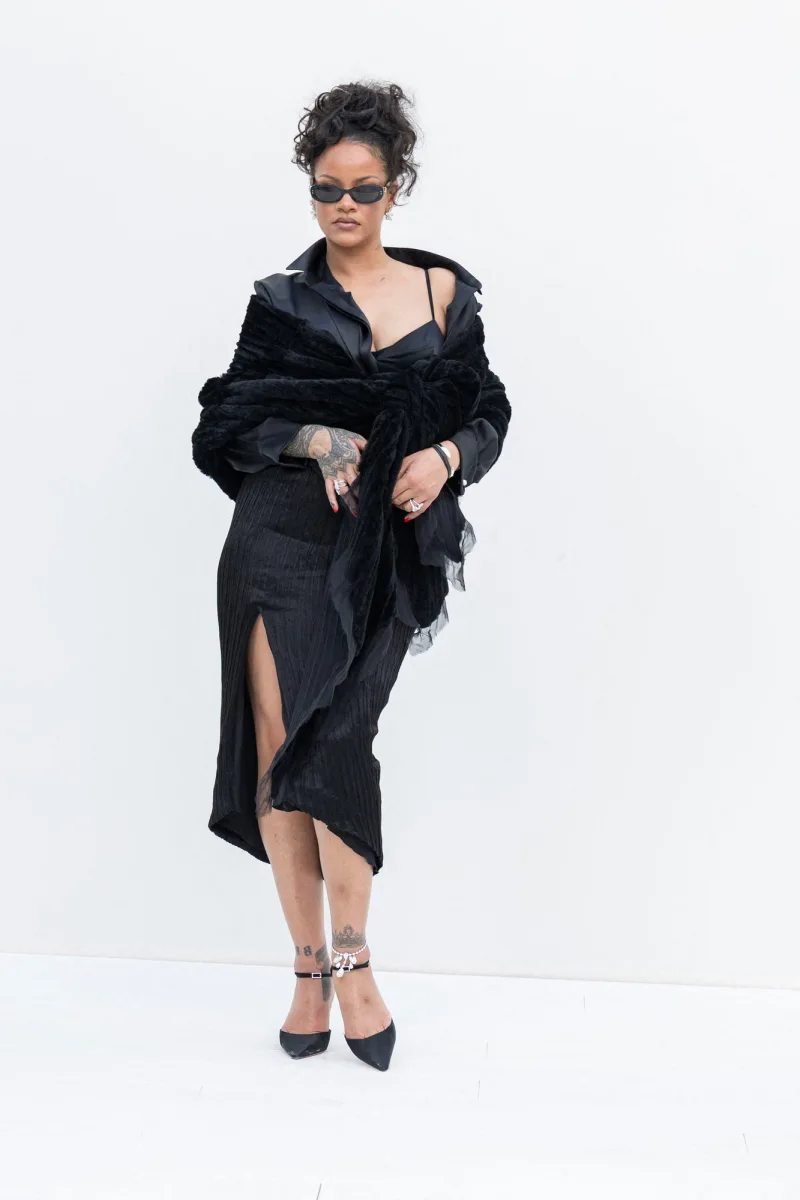 Məşhurlar Paris Moda Həftəsinə axın etdi