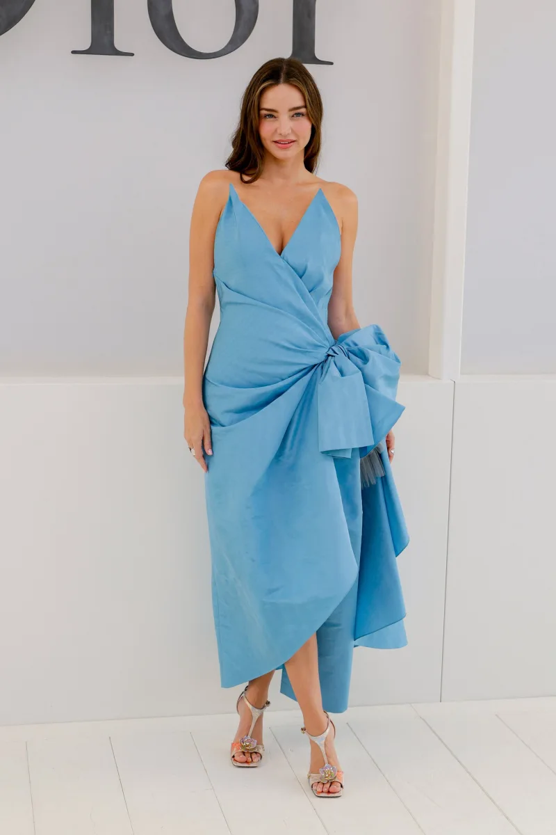 Məşhurlar Paris Moda Həftəsinə axın etdi