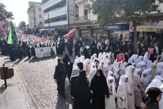 “Sahar Azəri”nin yayımladığı hicab aksiyası Azərbaycana aid deyil