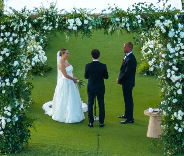 Keçmiş xanımının nikah məmuru oldu…