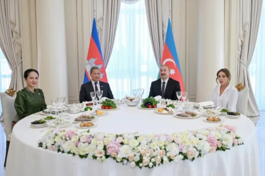 Prezidentlə xanımının adından rəsmi nahar verildi - Fotolar