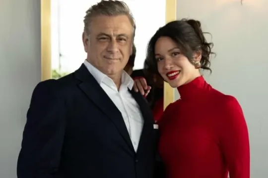 Bu serial kanal dəyişdirir