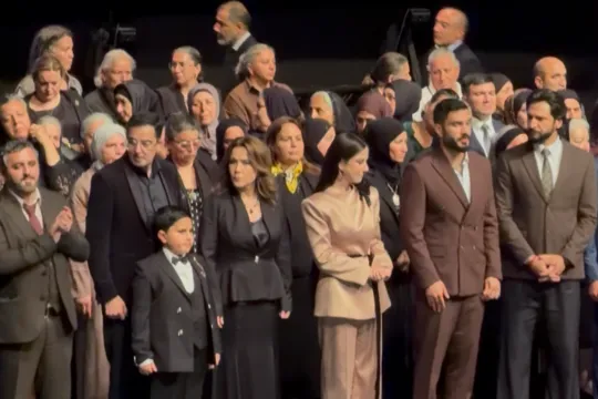 “İndi isə səhnəyə qəhrəmanları dəvət edirik” və şəhid anaları çıxdı