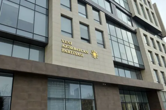 YAP-dan türkiyəli rəsmilərin Azərbaycanla bağlı açıqlamalarına - Etiraz