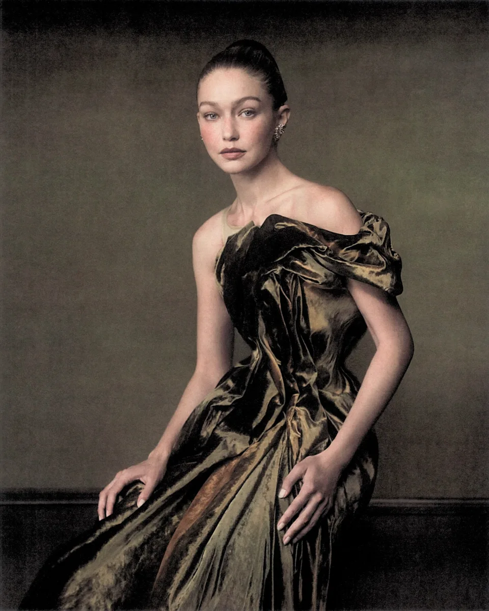 Cici Hadid “WSJ Magazine” üçün kamera qarşısında