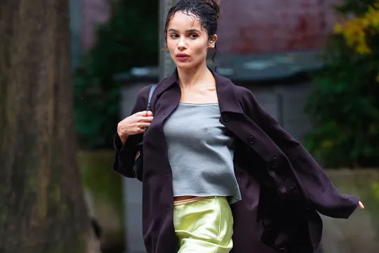 Zoe Kravitz film çəkilişində