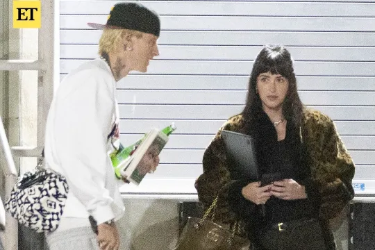 Dakota və Machine Gun Kelly birlikdə görüntüləndi!