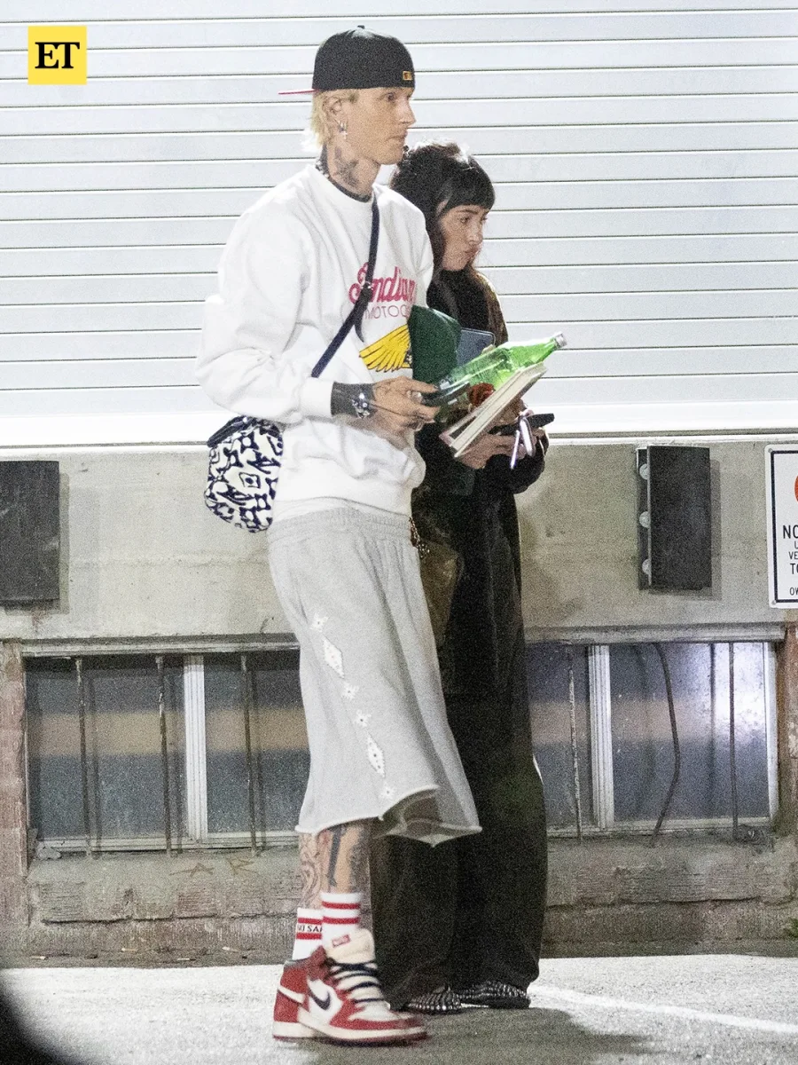 Dakota və Machine Gun Kelly birlikdə görüntüləndi!