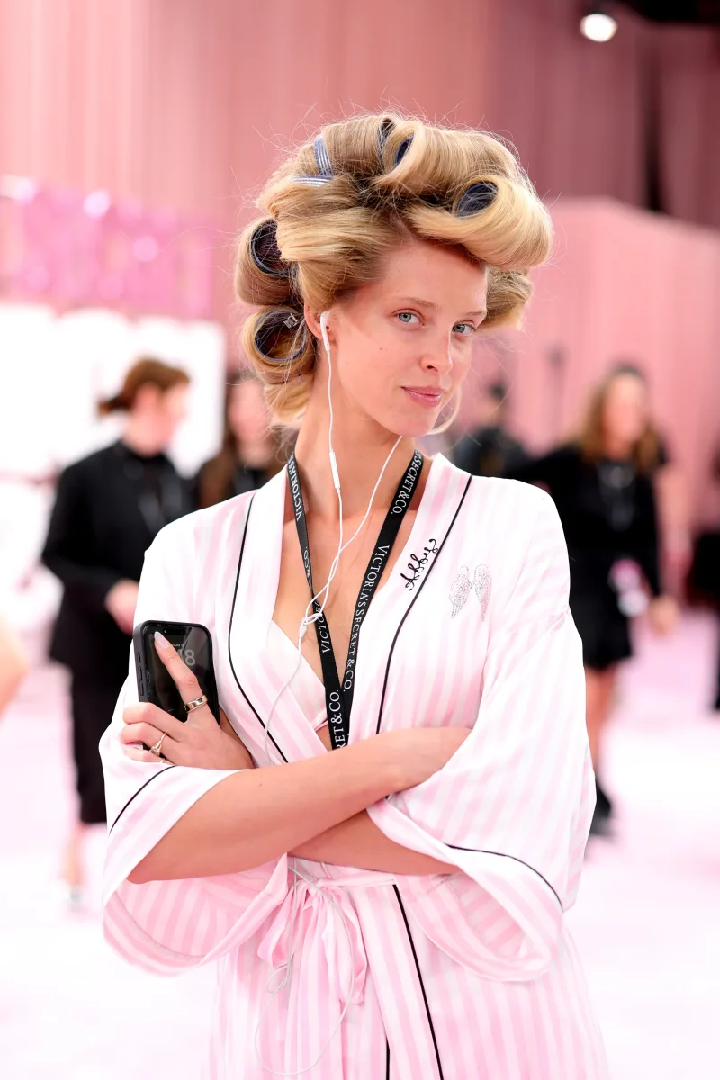 “Victoria’s Secret” şousuna belə hazırlaşdılar...