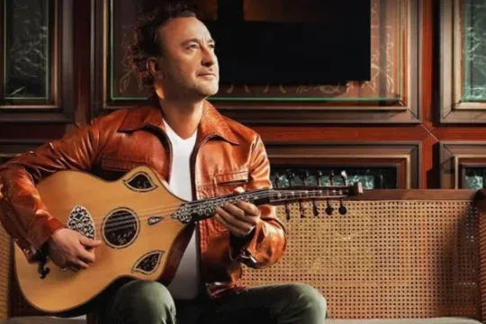 Türk müğənni ikinci dəfə süni nəfəs aparatına qoşuldu
