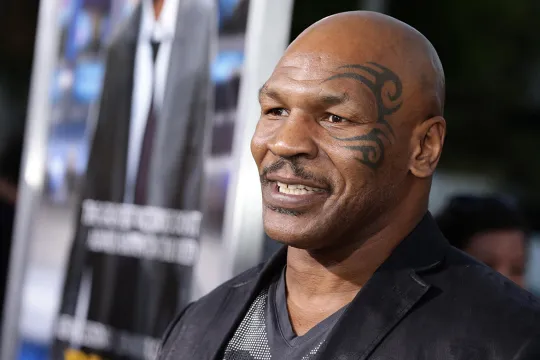 Mayk Tayson “Tuzlu Kahve”də!