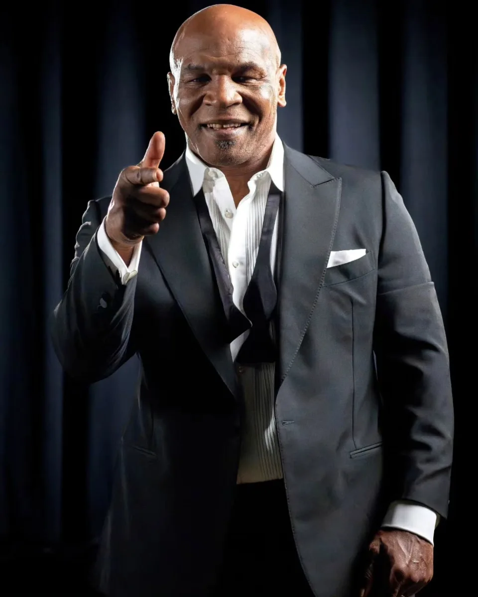 Mayk Tayson “Tuzlu Kahve”də!