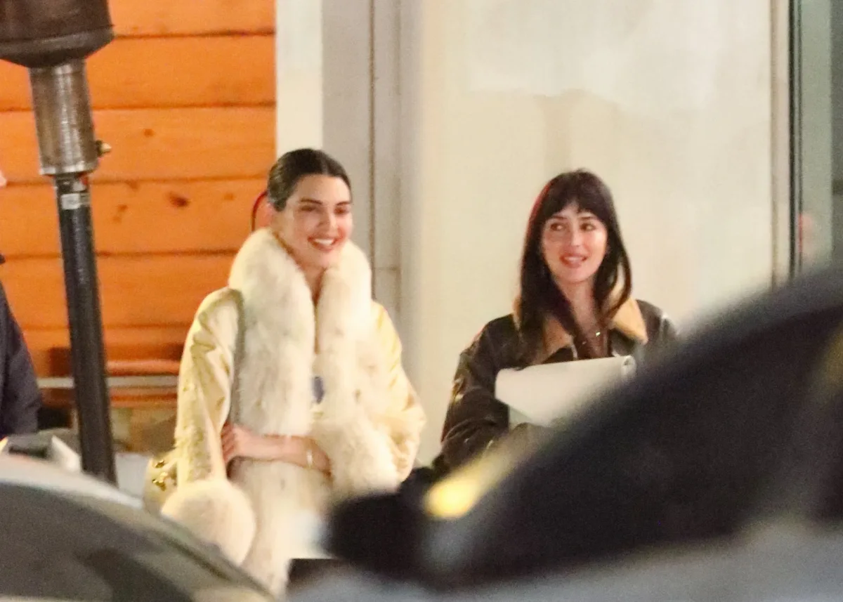 Kendall və Dakotanın axşam görüşü