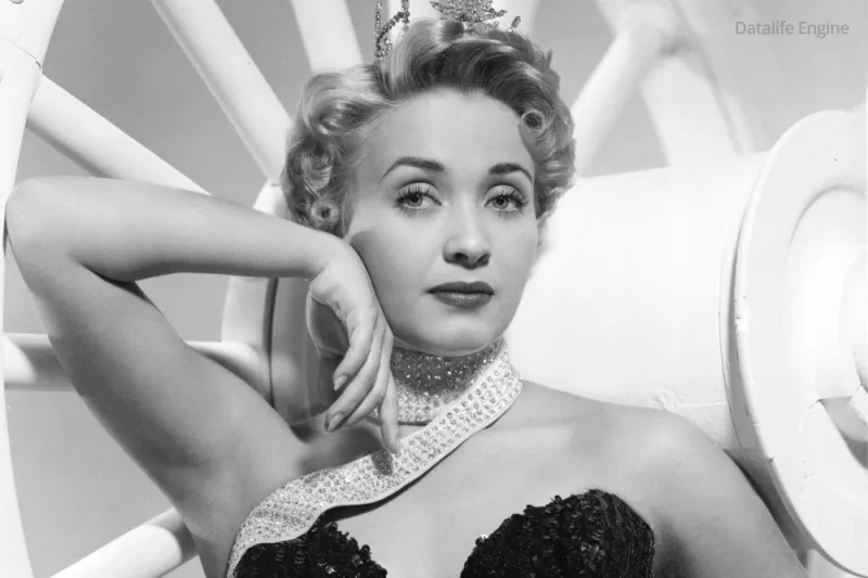 Məşhur aktrisa vəfat etdi