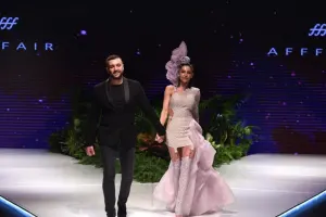 Rüfət İsmayıl Qarabağ ornamentlərindən istifadə etdi