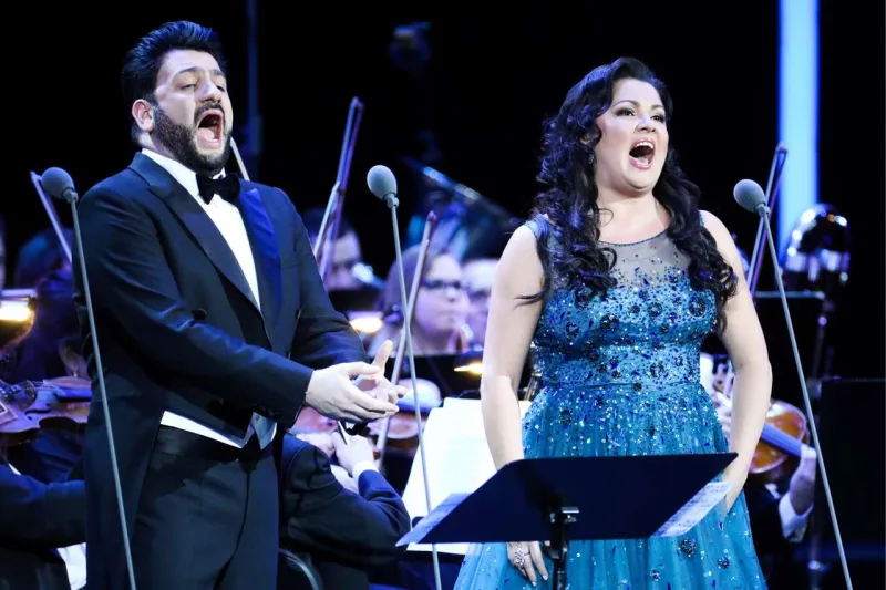 Xalq artistinin xanımı əməliyyat olunur