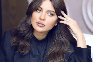 “Kamil zəng edir ki, qızım partada düz əyləşməyib” - Gülay