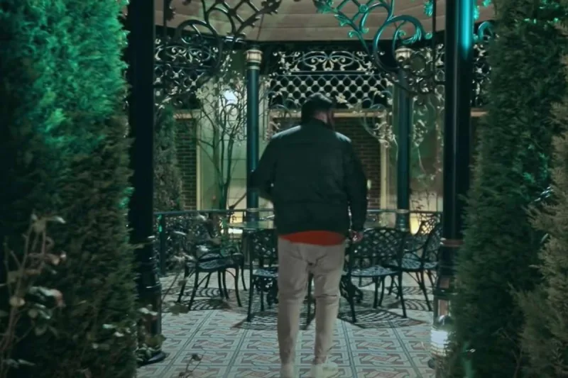 Manaf milyonluq villasını serial üçün icarəyə verdi