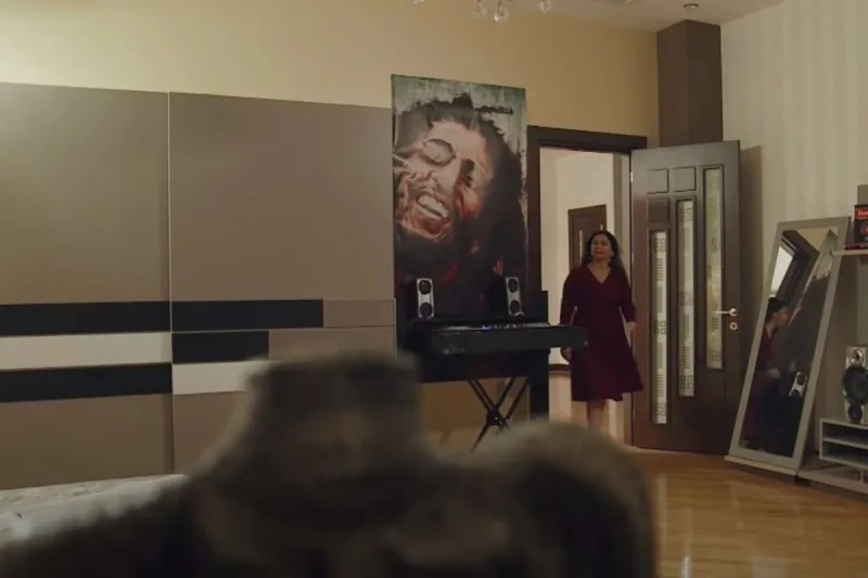 Manaf milyonluq villasını serial üçün icarəyə verdi