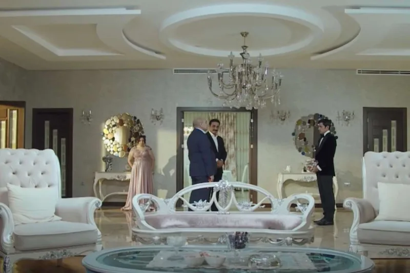 Manaf milyonluq villasını serial üçün icarəyə verdi