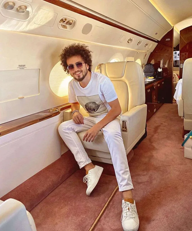 Zeynal dələduzluqda ittiham edilir: “Toyda dedi ki, 5000 verməlisiz”