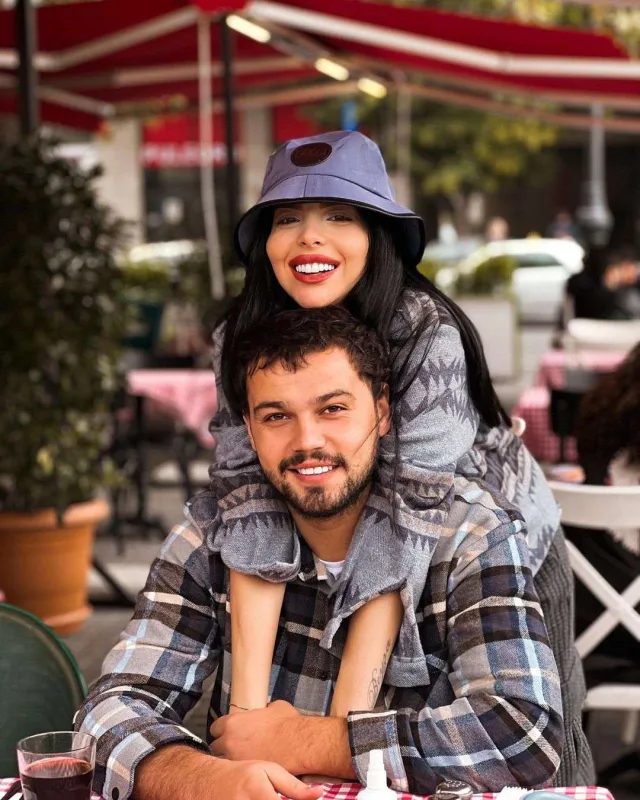 Zeynal dələduzluqda ittiham edilir: “Toyda dedi ki, 5000 verməlisiz”