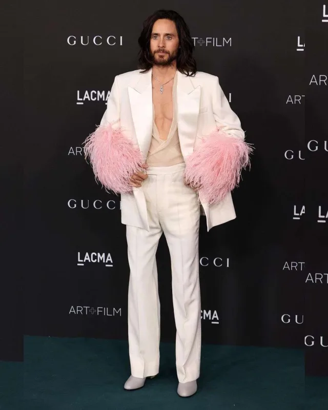 Qırmızı xalçanın diqqət çəkənləri... - FOTOLAR