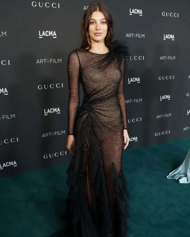 Qırmızı xalçanın diqqət çəkənləri... - FOTOLAR