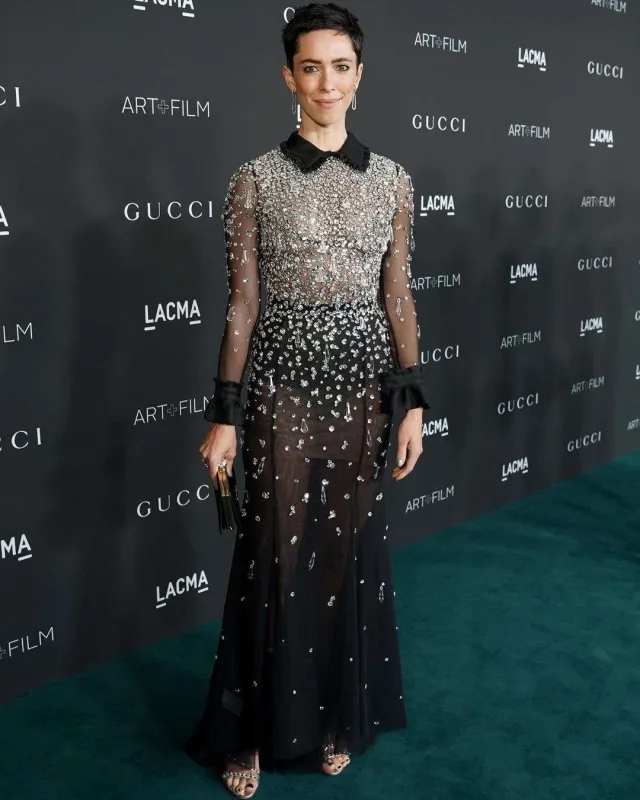 Qırmızı xalçanın diqqət çəkənləri... - FOTOLAR