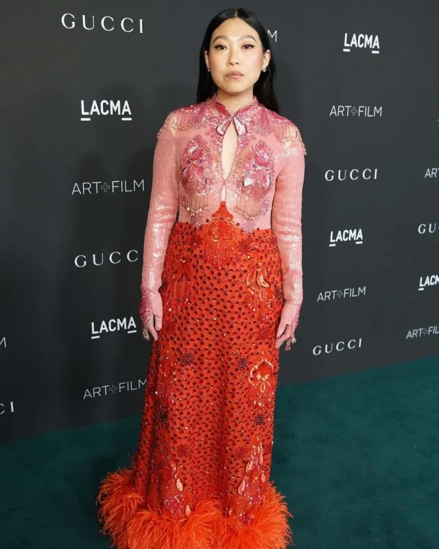 Qırmızı xalçanın diqqət çəkənləri... - FOTOLAR