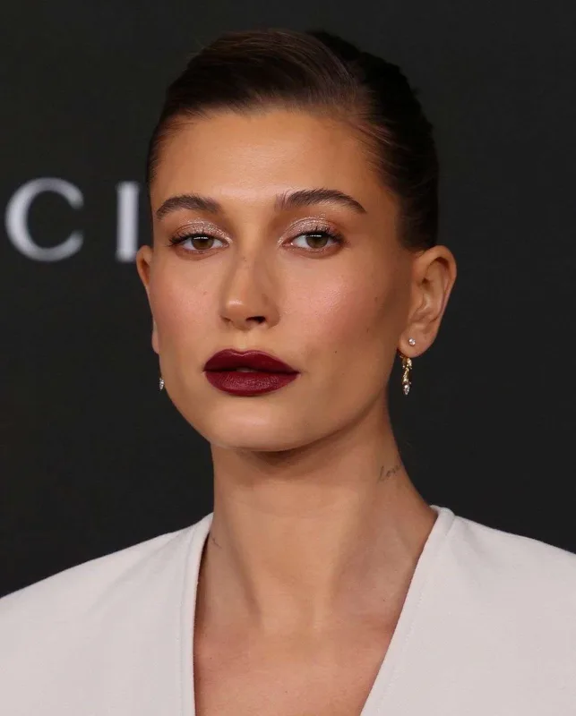 Qırmızı xalçanın diqqət çəkənləri... - FOTOLAR