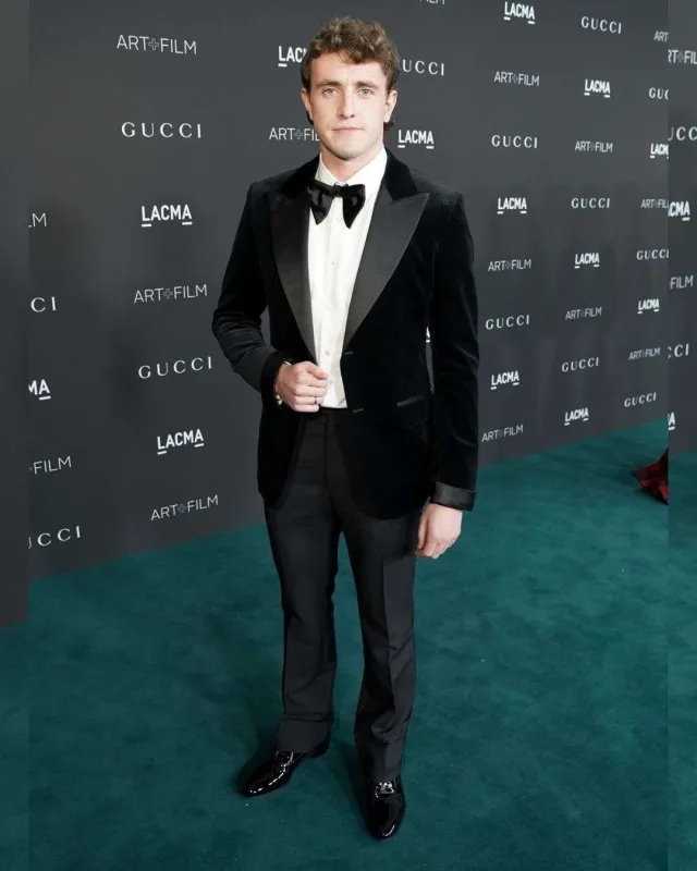 Qırmızı xalçanın diqqət çəkənləri... - FOTOLAR