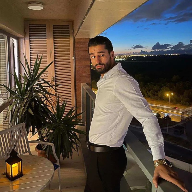 Türk idmançı azərbaycanlı arvadından 1 milyon istəyir