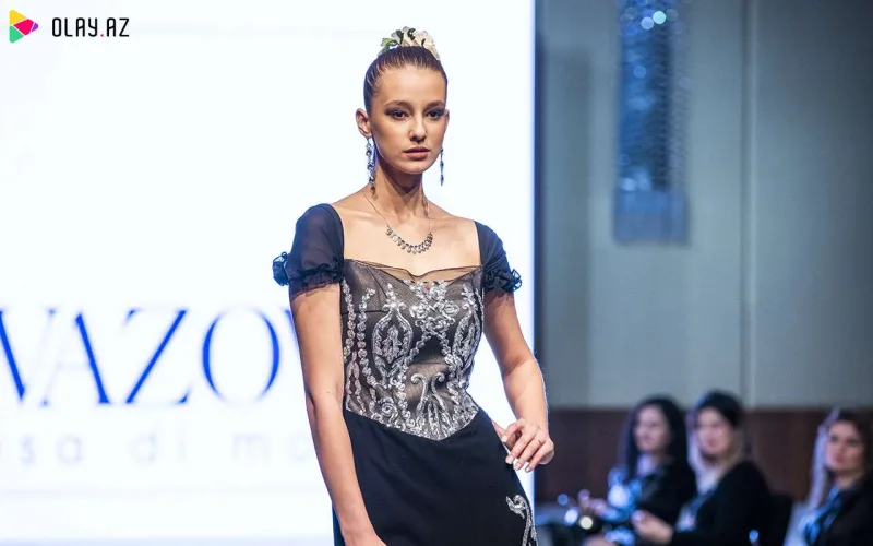 Dalaşanlar, öpüşənlər və ... - Moda Həftəsi belə bitdi