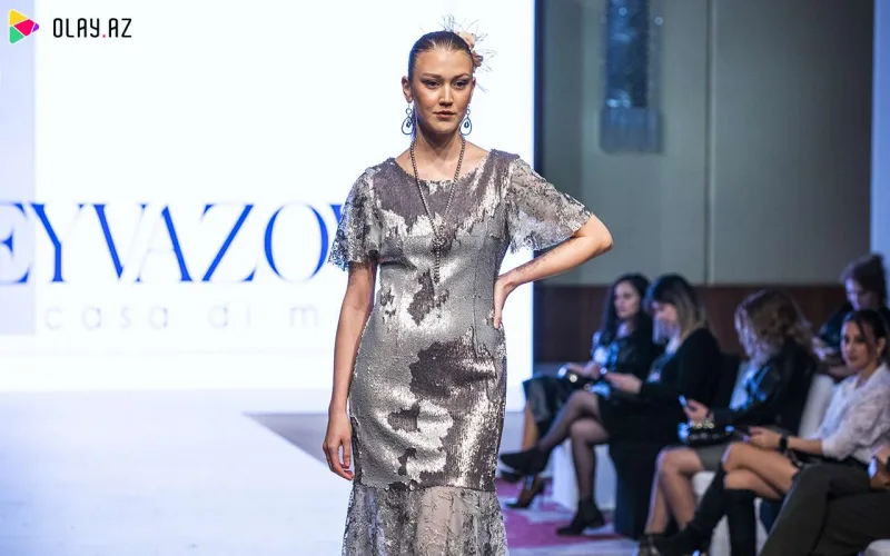 Dalaşanlar, öpüşənlər və ... - Moda Həftəsi belə bitdi