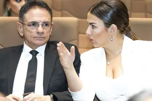 Mədət Quliyev xanımı ilə qala gecəsində - Fotolar