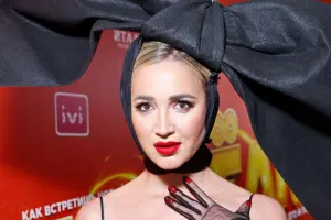 Ekstravaqant Buzova… - Fotolar