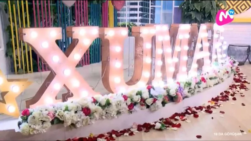 Efirə çıxmaq üçün studiyanı dəyişdirdi