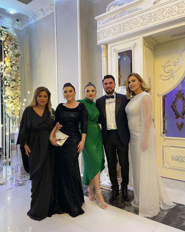 Toyda kim necə görünürdü? - Ən çox qaranı seçdilər