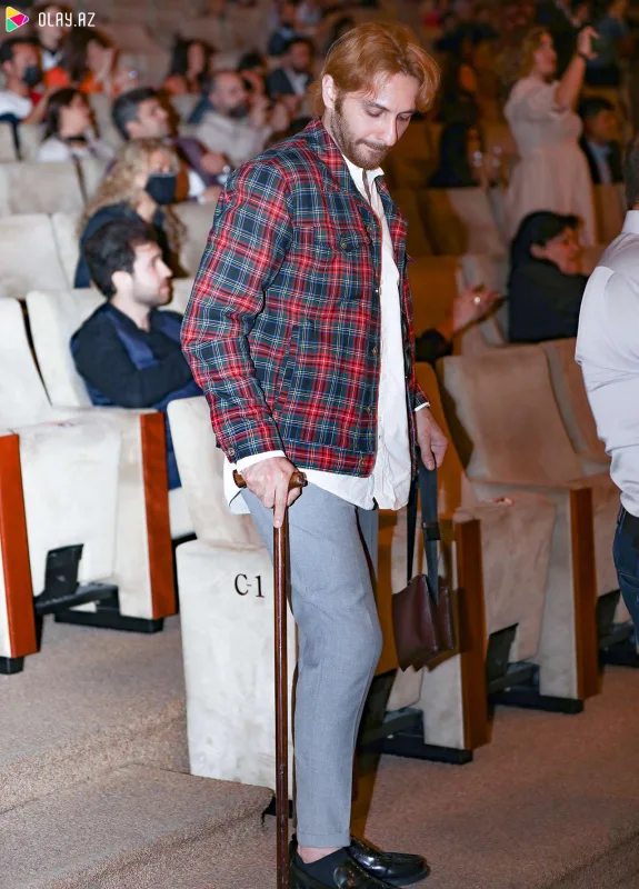 Qala gecəsinə əsa ilə qatıldı - Fotolar