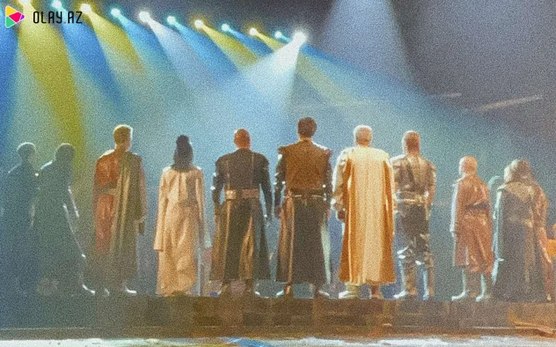 Biri koronavirusa yoluxdu, digəri ayağını incitdi - Bəlalı tamaşa