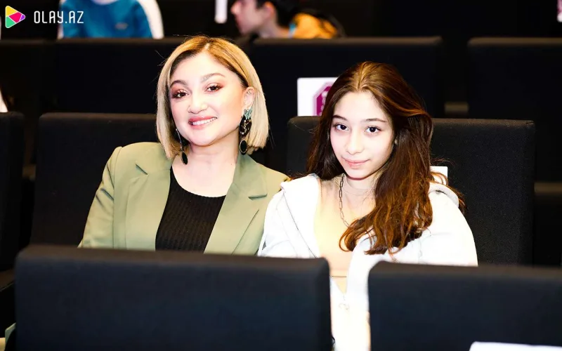 Məşhurlar övladları ilə “Cırtdan”ı izlədi- Fotolar