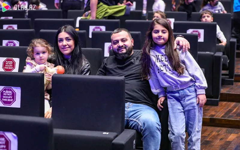 Məşhurlar övladları ilə “Cırtdan”ı izlədi- Fotolar